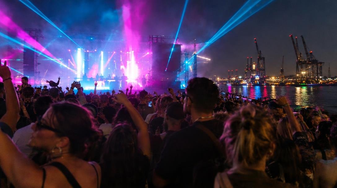 Neon Harbour 2027